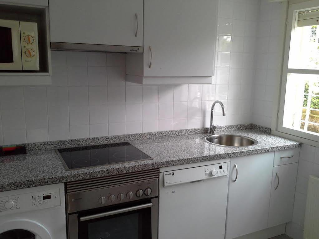 Apartamentos San Pedro En يانس المظهر الخارجي الصورة